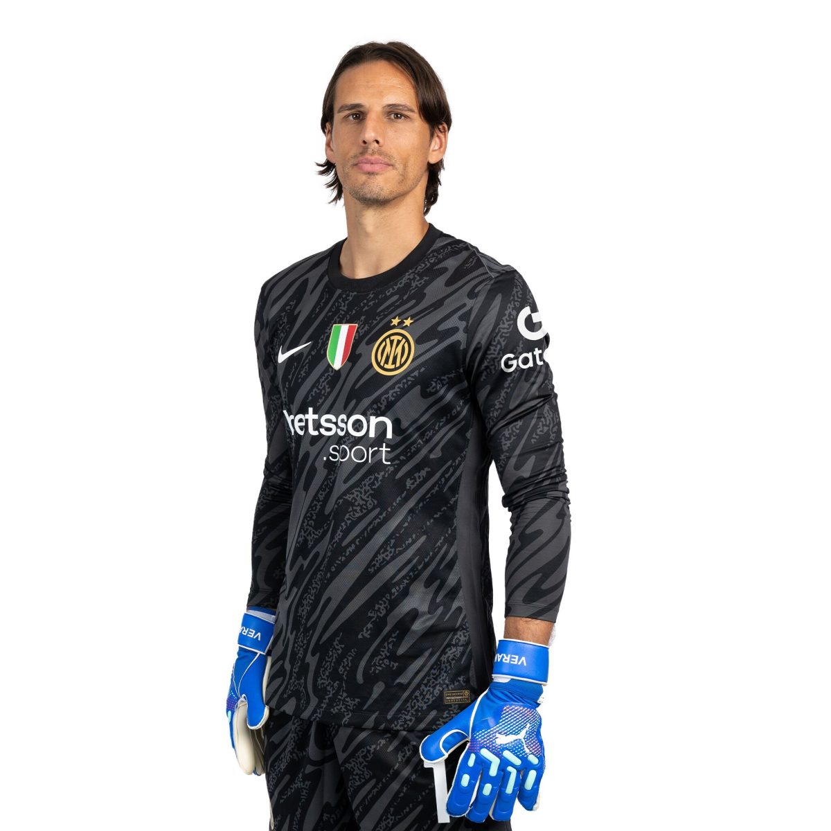 Inter Milan Jerseys im nike mens goalkeeper home kit shirt 202425 with custom printing | Premium Quality & Team Support